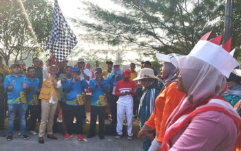 Lepas Peserta Lomba Gerak Jalan dan Senam Sehat di Tambun Utara, Dani Ramdan Kagum dengan Antusias Masyarakat