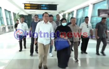 Pj Kabupaten Bekasi Dani Ramdan Jemput Langsung TKW Asal Kabupaten Bekasi yang Mendapat Kekerasan di Arab Saudi.