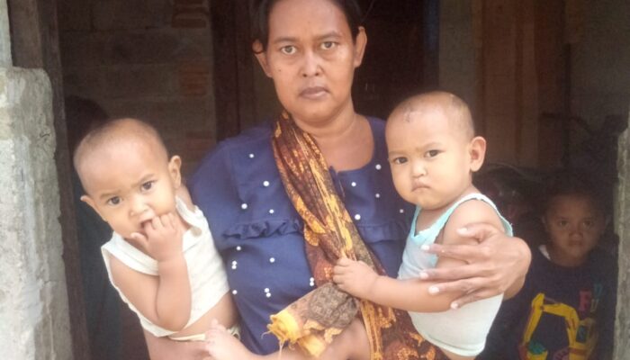 Respon cepat Camat Sukatani Akan Segara Membawa Ke Rumah Sakit Pada Dua Balita Yang Terkena Penyakit Hernia