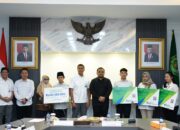 Wafat saat Bertugas Haji, Keluarga Ahmad Ridlo Terima Klaim Jaminan Kecelakaan Kerja