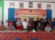 Karang Taruna Tingkat Rw Sekelurahan Mekarsari Ikuti Pelatihan Fotografi Dasar Di Aula Mekarsari