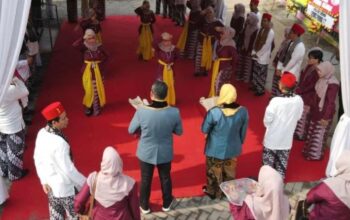 Kades Sukamakmur Berikan Support Reakreditasi Puskesmas Sukaindah