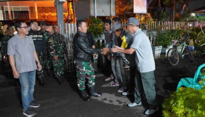 Patroli Malam Pangdam II/Swj,Dan Pasukan Pengamanan Cek TPS