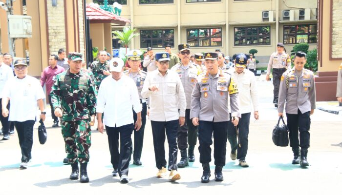 Pastikan Keamanan Arus Balik Lebaran, Kapolri Patroli Udara Jalur Tol 
