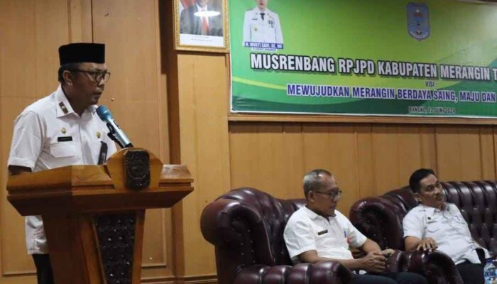 Pj Bupati Buka Musrenbang RPJPD Merangin 2025-2045