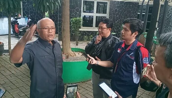 Edi Sitorus : PPDB Kisruh, Propinsi Tidak Sanggup Mengurus Pendidikan 