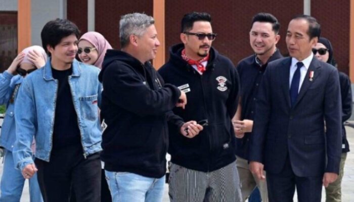 Presiden Jokowi ke IKN Bareng Artis