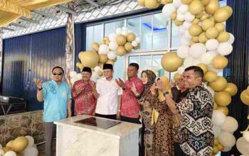 Lanosin Pelanggan Pertama Klinik Claudia Beauty, Makin Menyala Bossku