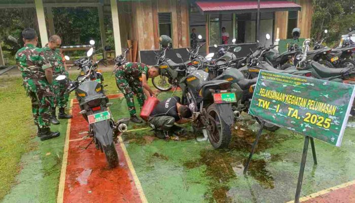 Personel Denpal II Jambi Laksanakan Pemeliharaan Kendaraan Dinas dan Penggantian Pelumas di Kodim 0420/Sarko
