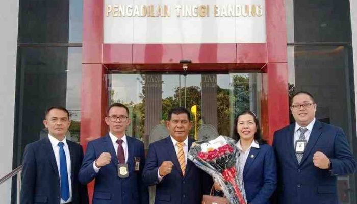 Persiapan Sumpah Advokat FERADI WPI di Pengadilan Tinggi Bandung