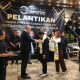 Waketum Adv. Suwanto SH MH kalungkan Slempang DPC kepada Ketua Adv. Erwin Maulana Tandai Dilantiknya DPC FERADI WPI Kota Bogor