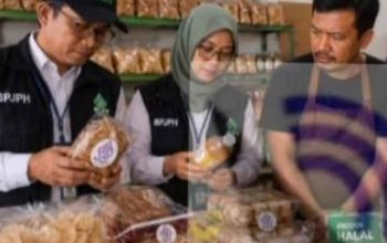 Profesor Sutan Nasomal Dukung BPJPH: Label Halal Wajib Dicantumkan, Pelaku Usaha Jangan Abaikan Aturan