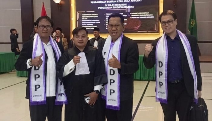 Sumpah Advokat 12 Aguatus 2026 di Pengadilan Tinggi Surabaya, diikuti peserta dari FERADI WPI