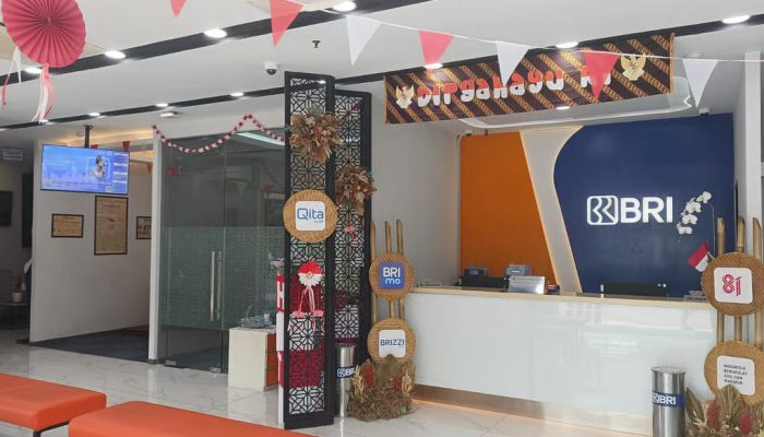 Sambut HUT ke-81 RI, BRI BO Mangga Dua Semarakkan Kantor dengan Nuansa Merah Putih