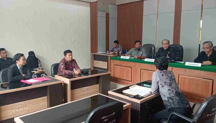 Sempat Mangkir, BFI Akhirnya Hadir di BPSK Bekasi, Sengketa BPKB Masuk Mediasi